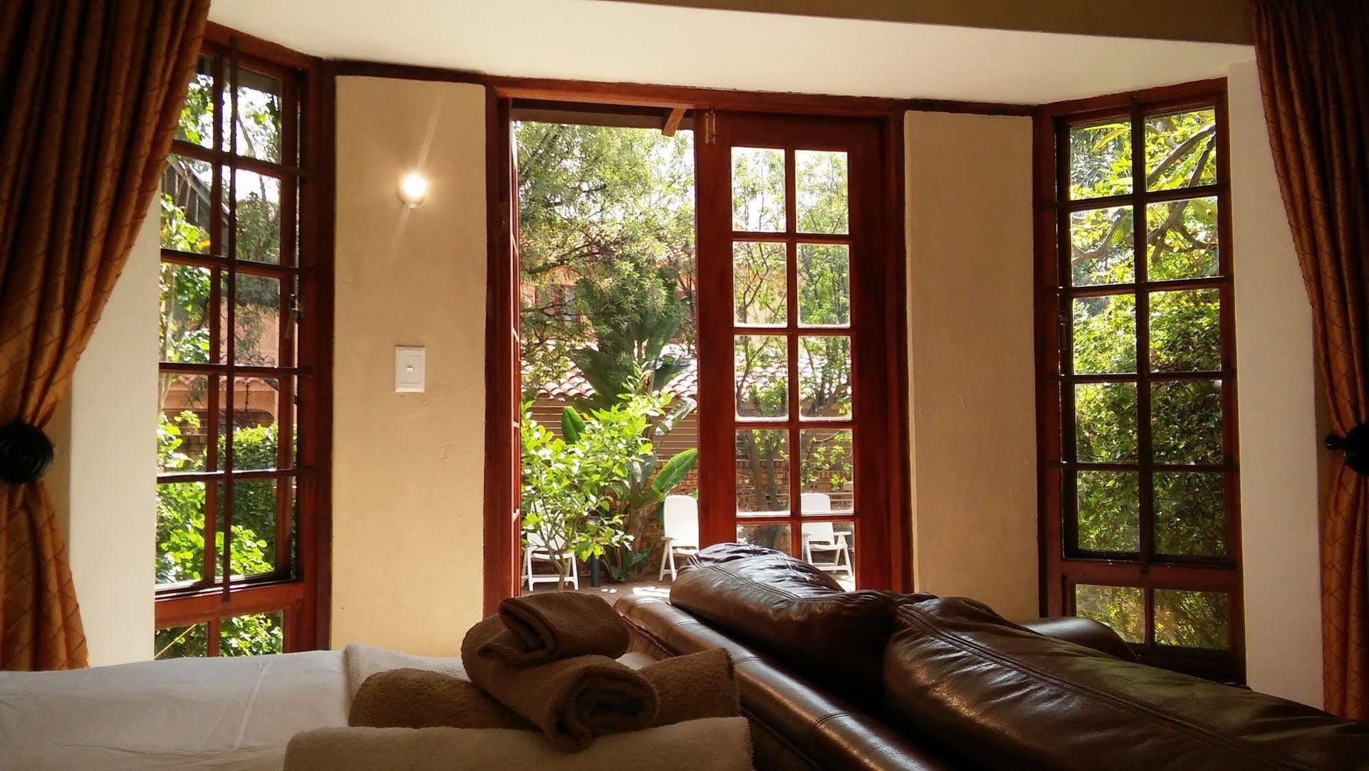 The Dorr Guest House Sandton Εξωτερικό φωτογραφία