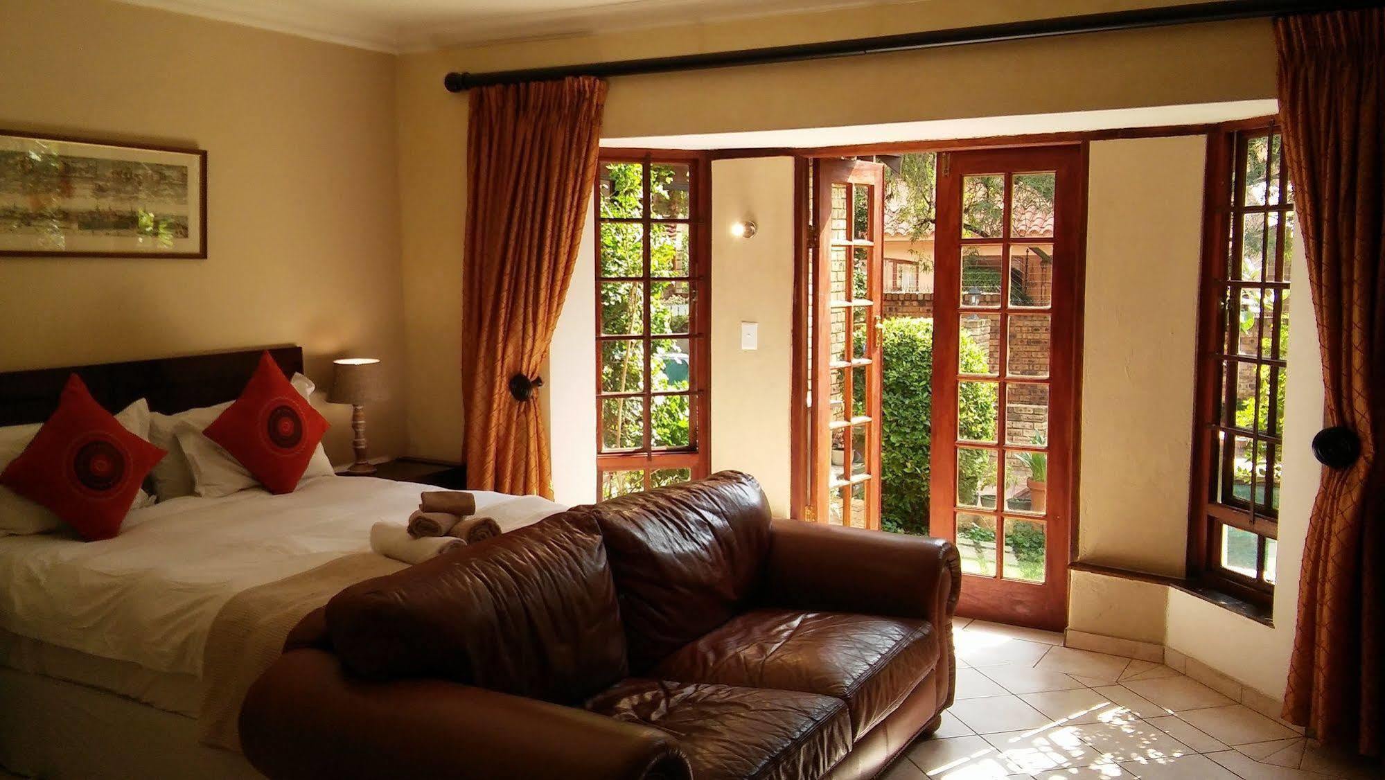 The Dorr Guest House Sandton Εξωτερικό φωτογραφία
